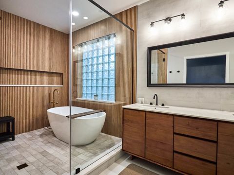 Tiny photo for 1732 N WINCHESTER Avenue, Chicago, IL 60622 (MLS # 12633009)