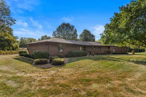 Tiny photo for 44 Glenbrook Court, Fisher, IL 61843 (MLS # 12595922)