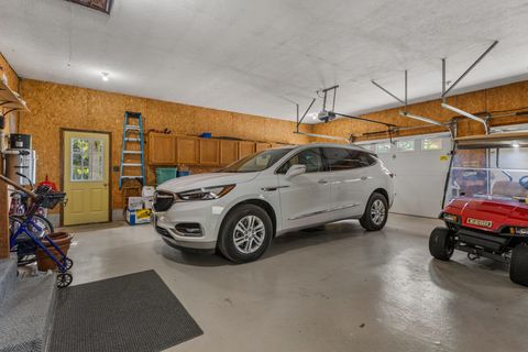 Tiny photo for 44 Glenbrook Court, Fisher, IL 61843 (MLS # 12595922)