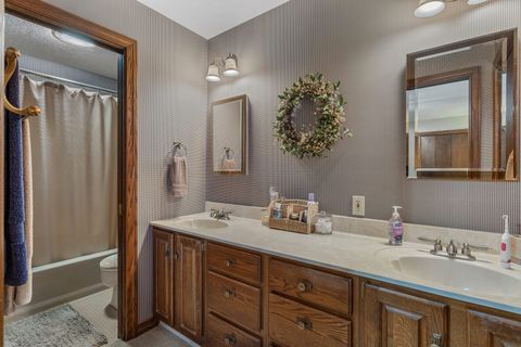 Tiny photo for 44 Glenbrook Court, Fisher, IL 61843 (MLS # 12595922)