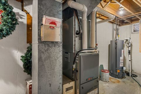 Tiny photo for 44 Glenbrook Court, Fisher, IL 61843 (MLS # 12595922)