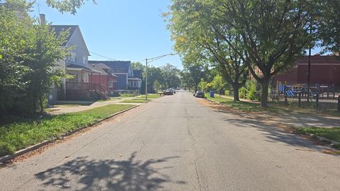 Tiny photo for 11709 S Lafayette Avenue, Chicago, IL 60628 (MLS # 12483200)