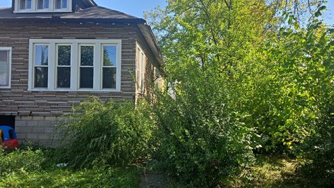 Tiny photo for 11709 S Lafayette Avenue, Chicago, IL 60628 (MLS # 12483200)