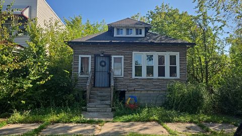 Tiny photo for 11709 S Lafayette Avenue, Chicago, IL 60628 (MLS # 12483200)