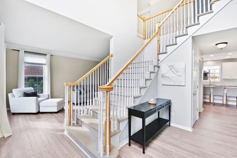 Tiny photo for 63 Tournament Drive, Hawthorn Woods, IL 60047 (MLS # 12505932)