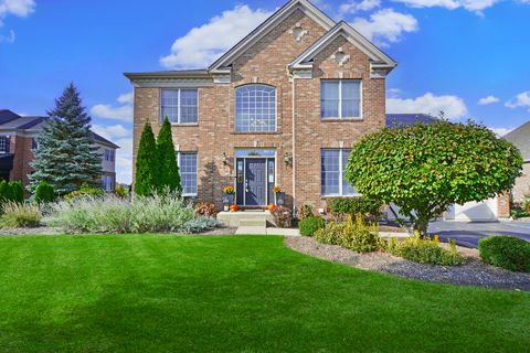 Tiny photo for 63 Tournament Drive, Hawthorn Woods, IL 60047 (MLS # 12505932)