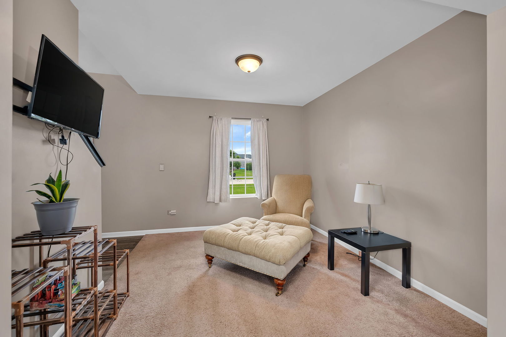 27337 W Deer Hollow Lane