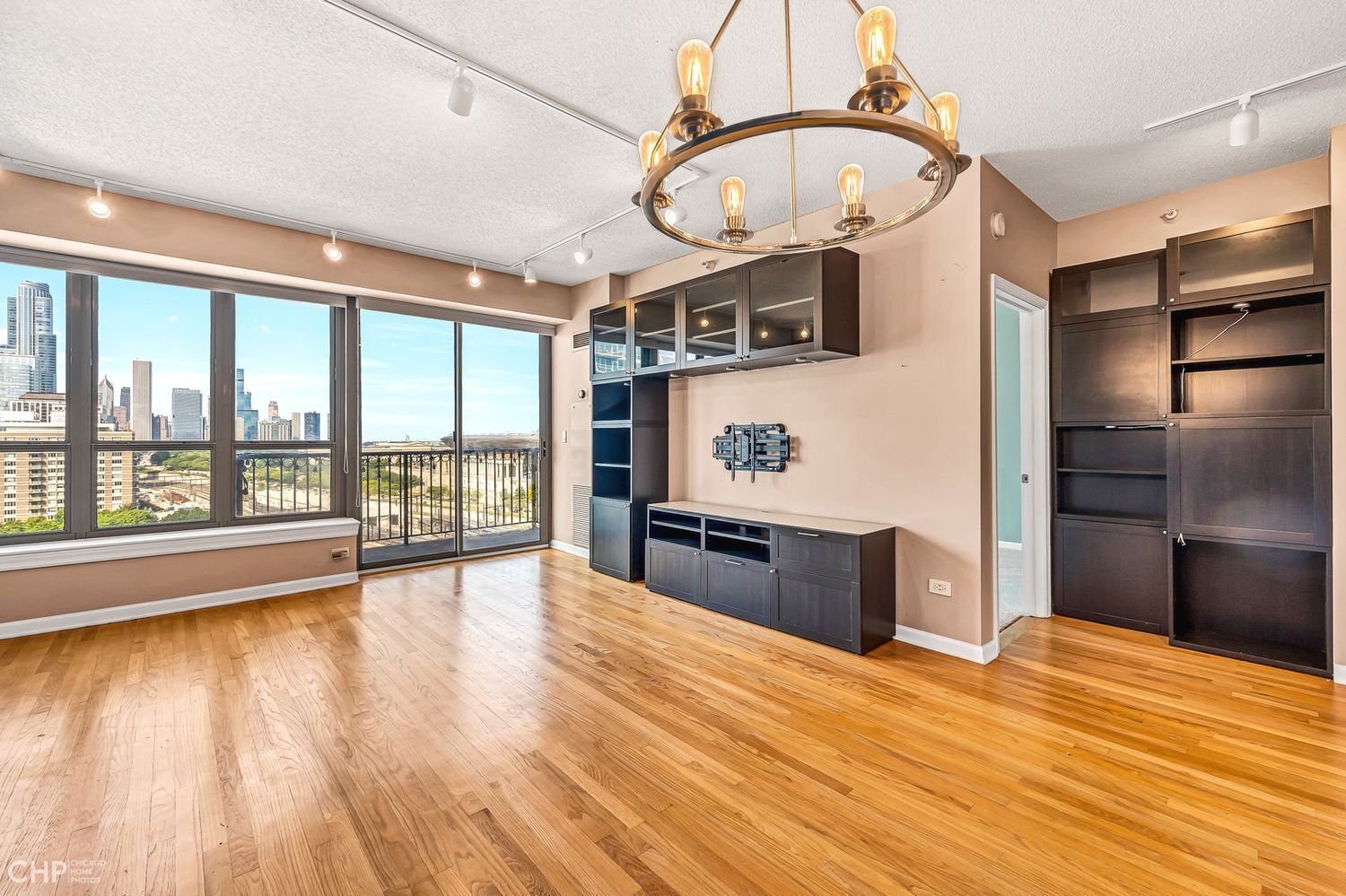 1717 S Prairie Avenue 1403