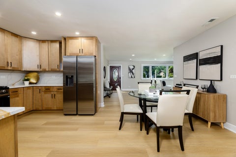 Tiny photo for 20 Maricopa Lane, Hoffman Estates, IL 60169 (MLS # 12759876)
