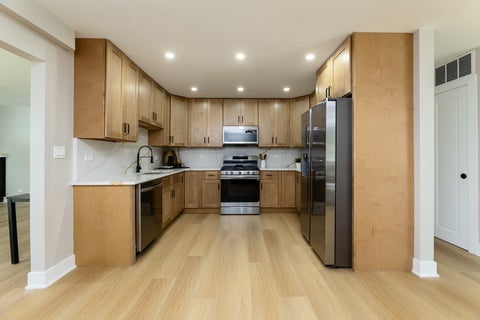 Tiny photo for 20 Maricopa Lane, Hoffman Estates, IL 60169 (MLS # 12759876)