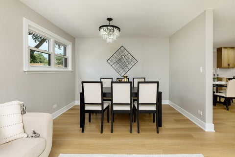 Tiny photo for 20 Maricopa Lane, Hoffman Estates, IL 60169 (MLS # 12759876)