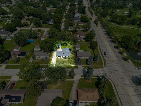Tiny photo for 20 Maricopa Lane, Hoffman Estates, IL 60169 (MLS # 12759876)