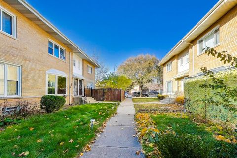 Tiny photo for 6309 N Cicero Avenue, Chicago, IL 60646 (MLS # 12519516)