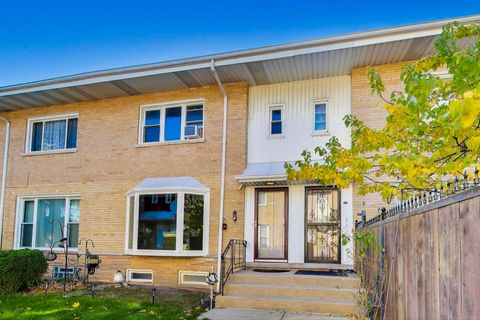 Tiny photo for 6309 N Cicero Avenue, Chicago, IL 60646 (MLS # 12519516)
