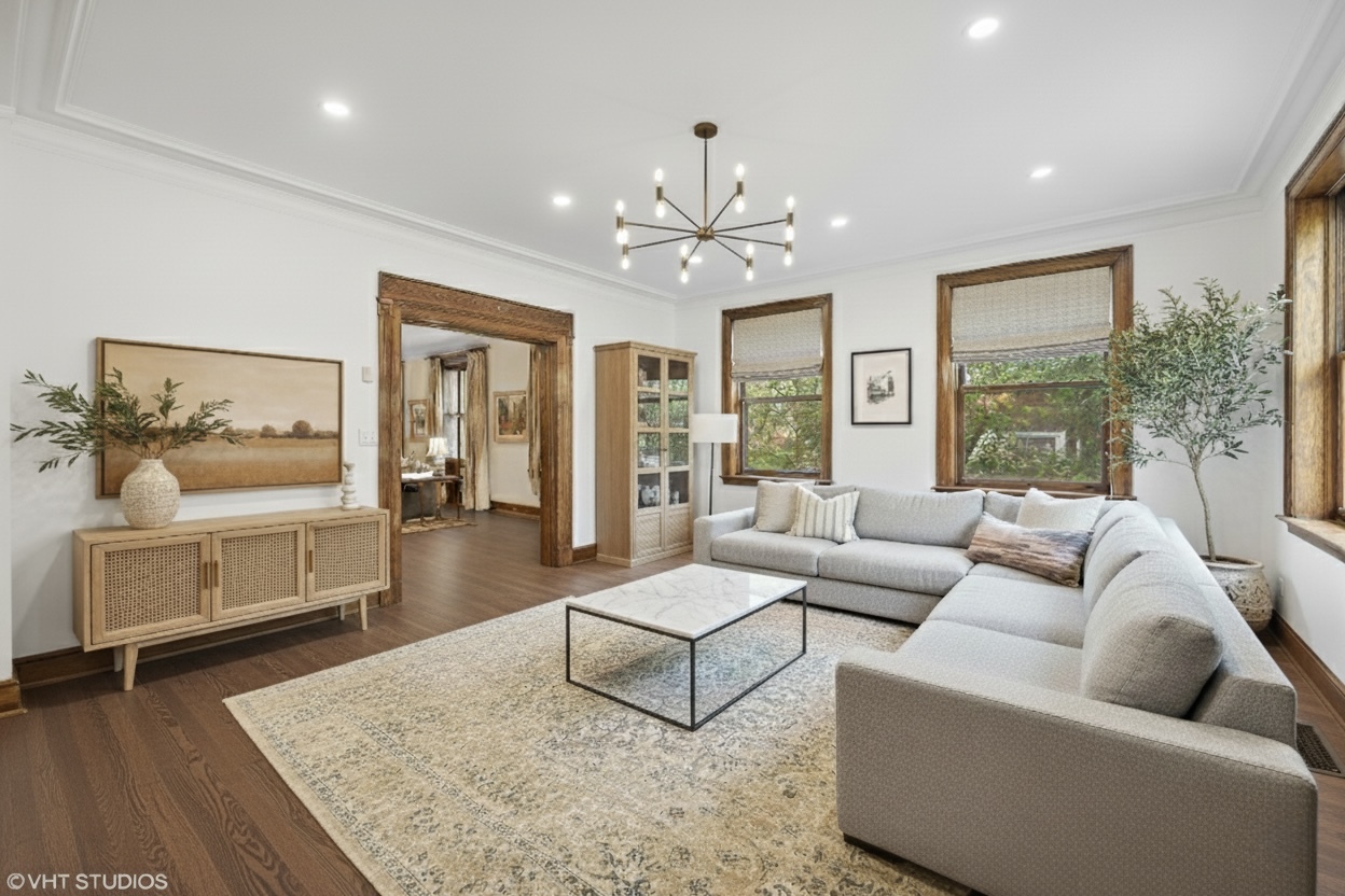 1325 N Astor Street 2