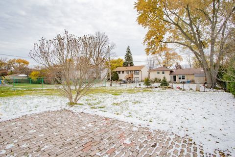 Tiny photo for 753 Patton Drive, Buffalo Grove, IL 60089 (MLS # 12515728)