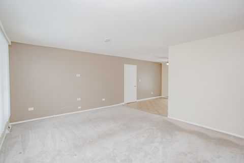 Tiny photo for 753 Patton Drive, Buffalo Grove, IL 60089 (MLS # 12515728)