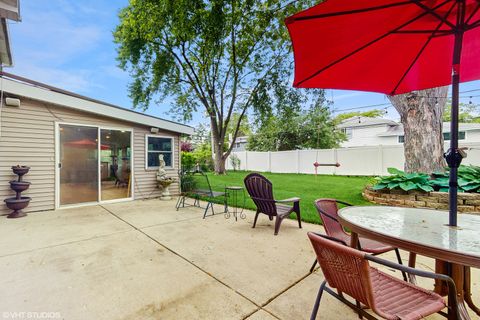Tiny photo for 1288 N Ashland Avenue, Palatine, IL 60074 (MLS # 12354992)