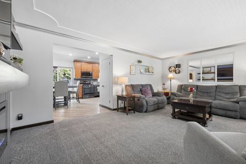 Tiny photo for 1106 Maple Court, Lockport, IL 60441 (MLS # 12605422)