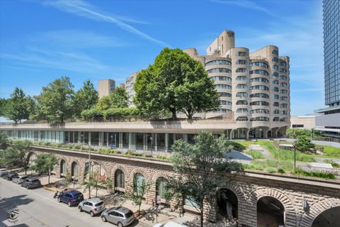 Tiny photo for 801 S Wells Street #303, Chicago, IL 60607 (MLS # 12494459)