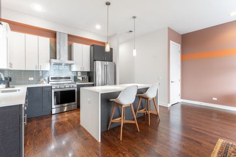 Tiny photo for 2495 N Milwaukee Avenue #4N, Chicago, IL 60647 (MLS # 12631547)