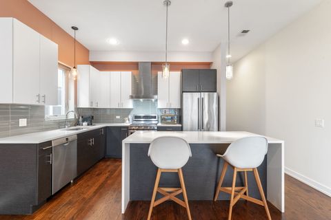 Tiny photo for 2495 N Milwaukee Avenue #4N, Chicago, IL 60647 (MLS # 12631547)