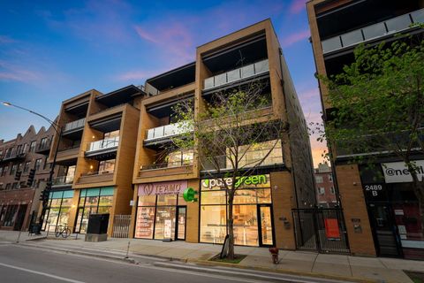 Tiny photo for 2495 N Milwaukee Avenue #4N, Chicago, IL 60647 (MLS # 12631547)