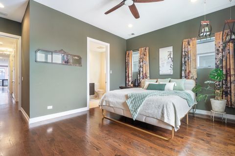 Tiny photo for 2495 N Milwaukee Avenue #4N, Chicago, IL 60647 (MLS # 12631547)