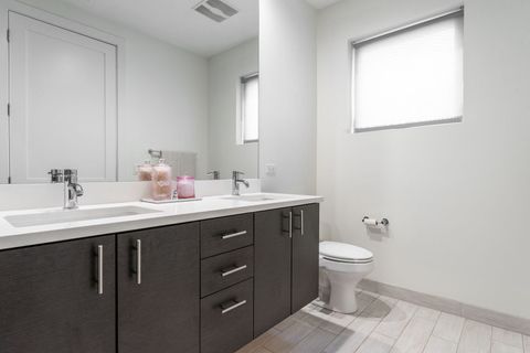 Tiny photo for 2495 N Milwaukee Avenue #4N, Chicago, IL 60647 (MLS # 12631547)
