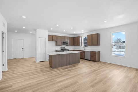 Tiny photo for 378 S Cottrell Lane, Aurora, IL 60506 (MLS # 12534170)