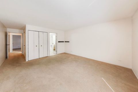 Tiny photo for 221 N KENILWORTH Avenue #105, Oak Park, IL 60302 (MLS # 12464726)