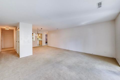 Tiny photo for 221 N KENILWORTH Avenue #105, Oak Park, IL 60302 (MLS # 12464726)