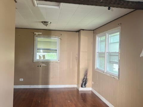 Tiny photo for 725 Dixon Avenue, Elgin, IL 60120 (MLS # 12452666)