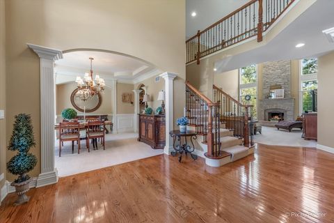 Tiny photo for 675 Oak Lane, South Elgin, IL 60177 (MLS # 12497053)