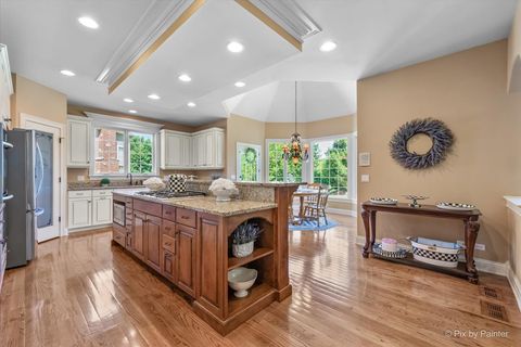 Tiny photo for 675 Oak Lane, South Elgin, IL 60177 (MLS # 12497053)