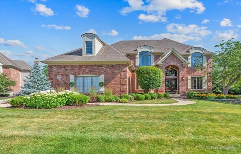 Tiny photo for 675 Oak Lane, South Elgin, IL 60177 (MLS # 12497053)