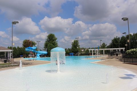 Tiny photo for 675 Oak Lane, South Elgin, IL 60177 (MLS # 12497053)