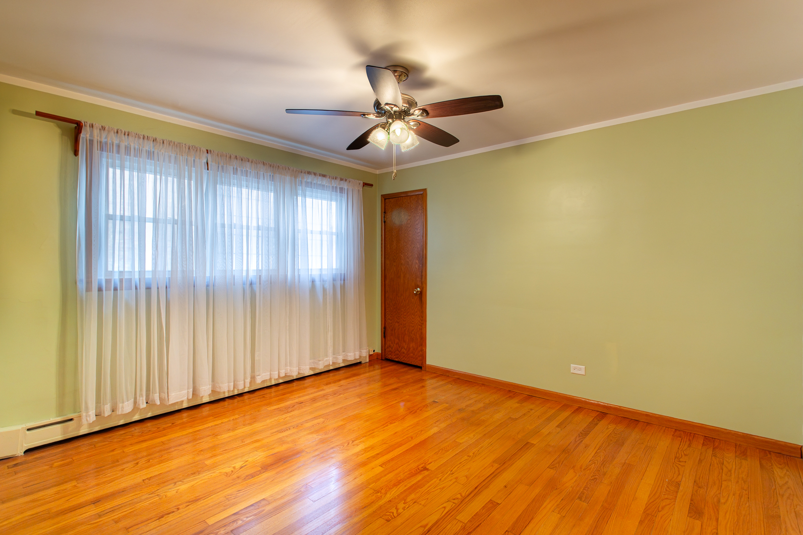 5428 W Sunnyside Avenue