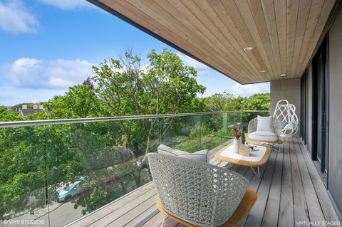 Tiny photo for 1625 N Burling Street #401, Chicago, IL 60614 (MLS # 12461138)