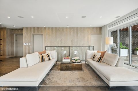 Tiny photo for 1625 N Burling Street #401, Chicago, IL 60614 (MLS # 12461138)