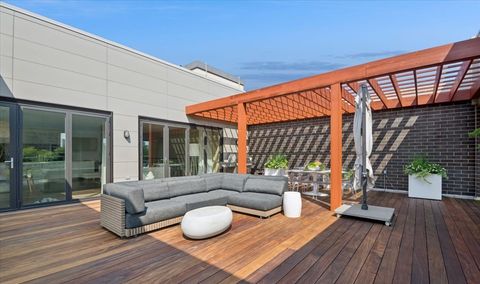 Tiny photo for 1625 N Burling Street #401, Chicago, IL 60614 (MLS # 12461138)