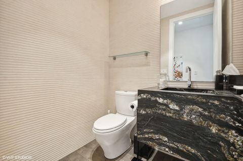 Tiny photo for 1625 N Burling Street #401, Chicago, IL 60614 (MLS # 12461138)