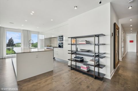 Tiny photo for 1625 N Burling Street #401, Chicago, IL 60614 (MLS # 12461138)