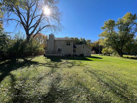 Tiny photo for 1338 Fair Oaks Avenue, Crystal Lake, IL 60014 (MLS # 12514420)