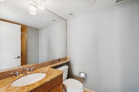 Tiny photo for 130 N Garland Court #1405, Chicago, IL 60602 (MLS # 12516196)