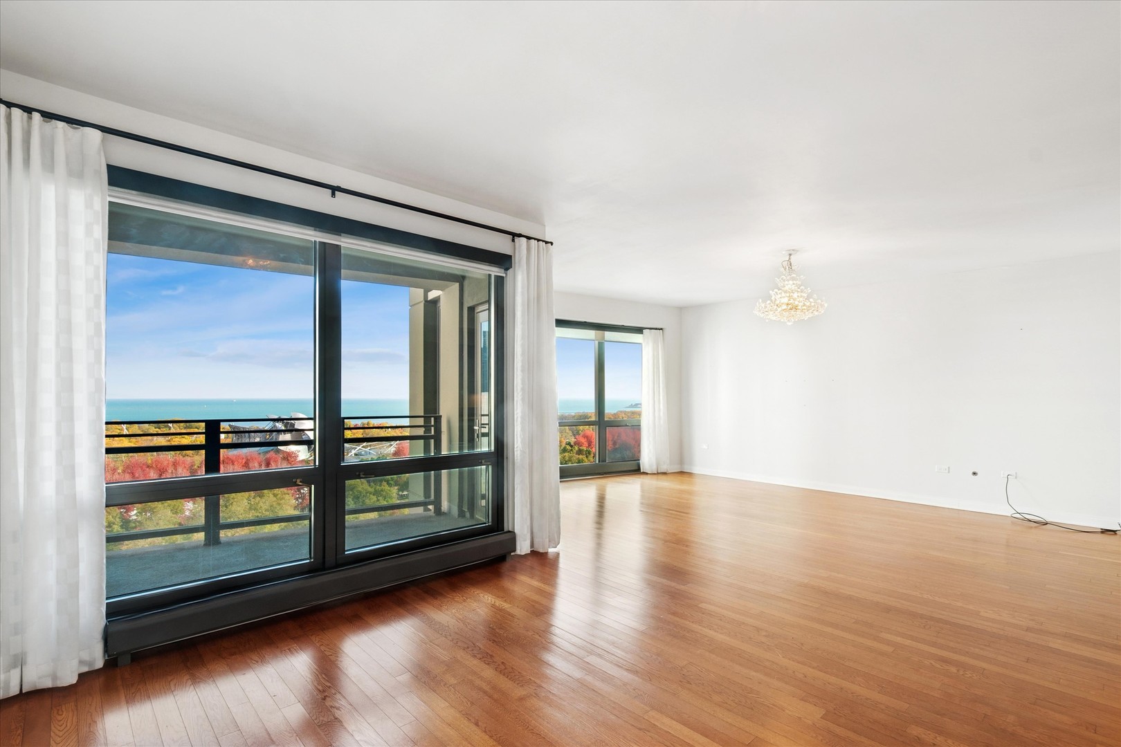 130 N Garland Court 1405