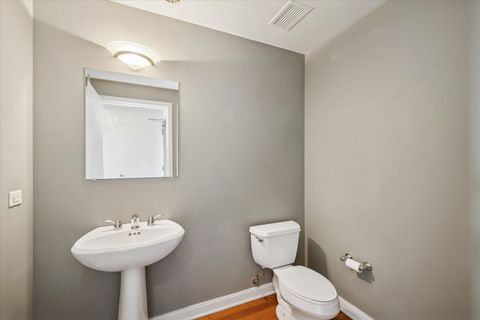 Tiny photo for 130 N Garland Court #1405, Chicago, IL 60602 (MLS # 12516196)