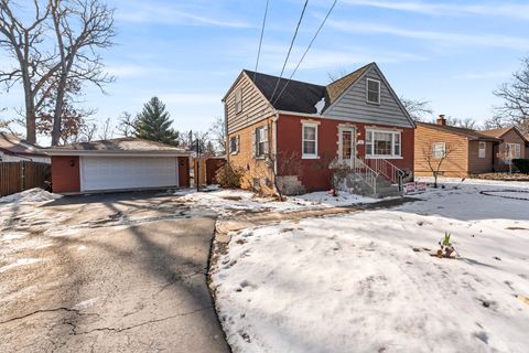 Tiny photo for 7241 W 109th Place, Worth, IL 60482 (MLS # 12594916)