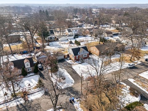 Tiny photo for 7241 W 109th Place, Worth, IL 60482 (MLS # 12594916)