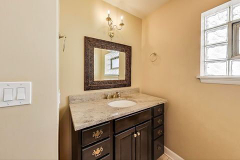 Tiny photo for 3905 Lawn Avenue, Western Springs, IL 60558 (MLS # 12491733)